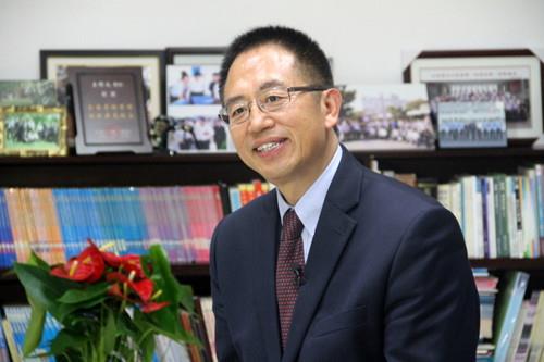 王修文：从一般走向卓越的秘诀 无条件的爱